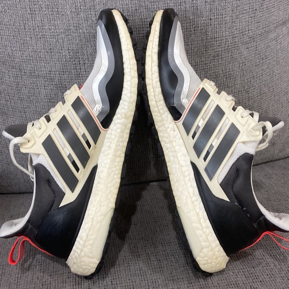 Adidas men’s Ultraboost All Terrain running shoe size 11.5 - Picture 6 of 7